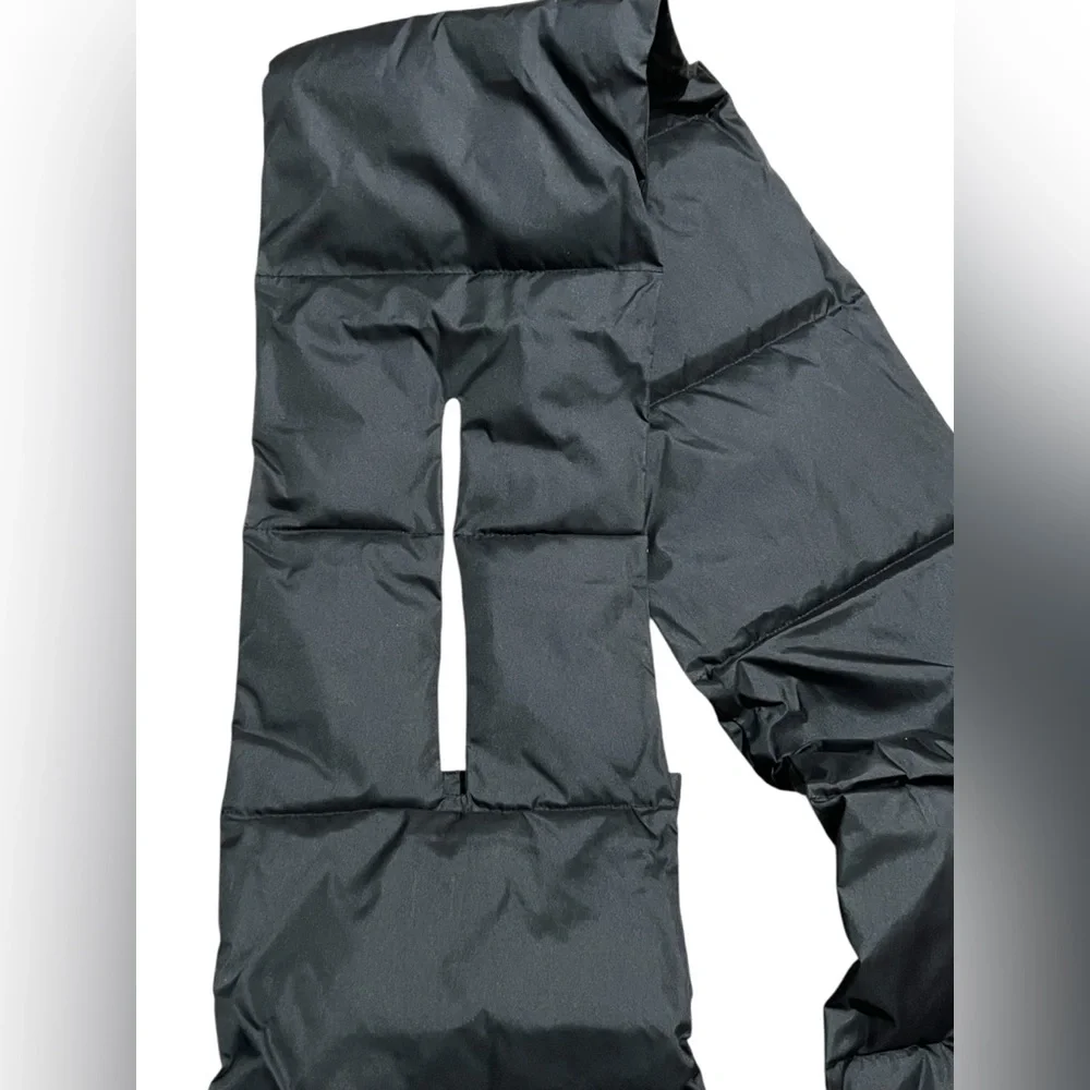 That's A Awful Lot‎ Of Cough Syrup Puffer Scarf Unisex Black NWT